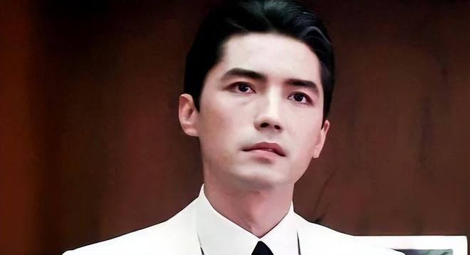 ：“我无父无母没有名字一生孤独”z6尊龙网站71岁亚洲第一美男